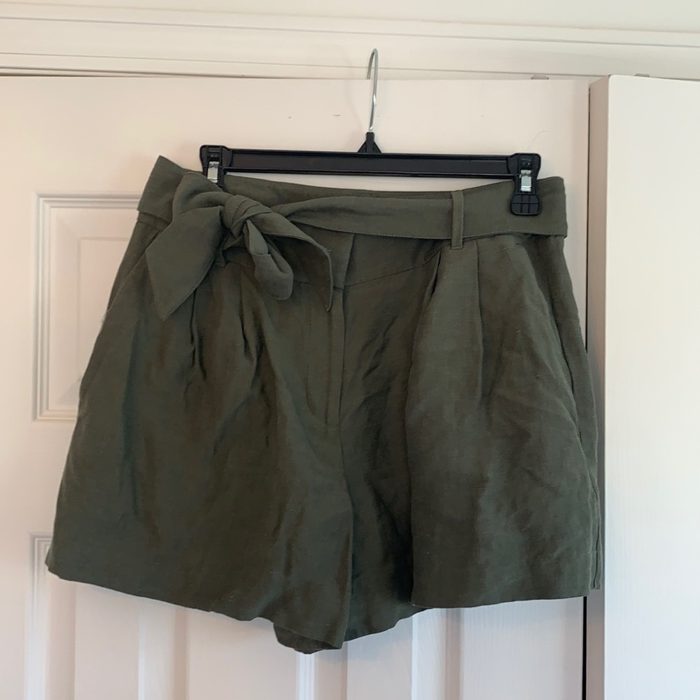Ann Taylor Tie Front Shorts